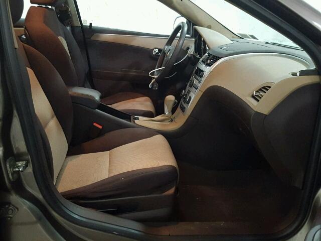 1G1ZB5E0XCF243896 - 2012 CHEVROLET MALIBU LS ნაცრისფერი ფოტო 5