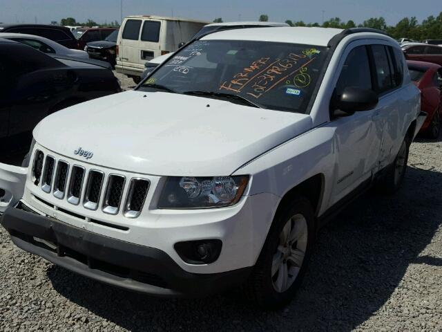 1C4NJCBB1FD263134 - 2015 JEEP COMPASS SP WHITE photo 2