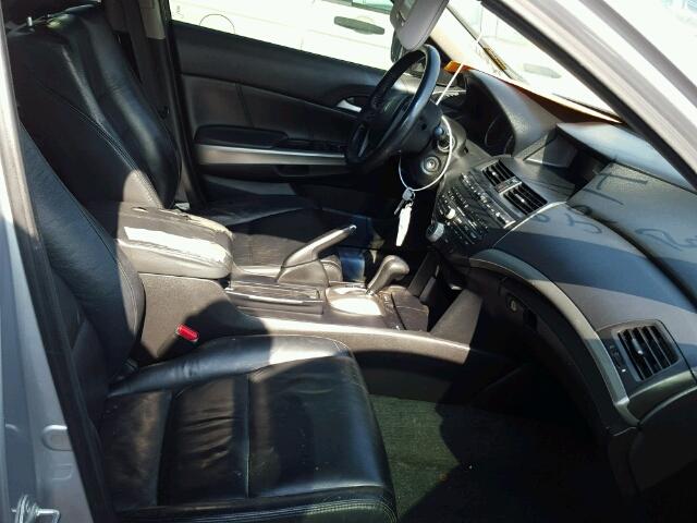 1HGCP26828A075453 - 2008 HONDA ACCORD EX- SILVER photo 5