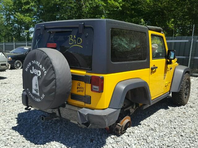 1C4AJWAG8FL639864 - 2015 JEEP WRANGLER S 黄色 照片 4