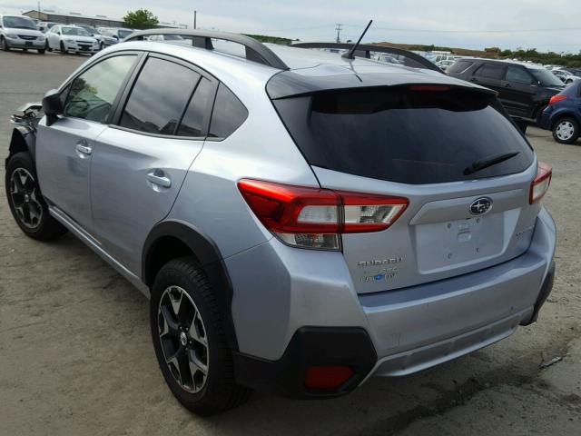 JF2GTAAC1JH220093 - 2018 SUBARU CROSSTREK SILVER photo 3