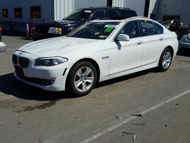 WBAXH5C59DD113288 - 2013 BMW 528 XI WHITE photo 2