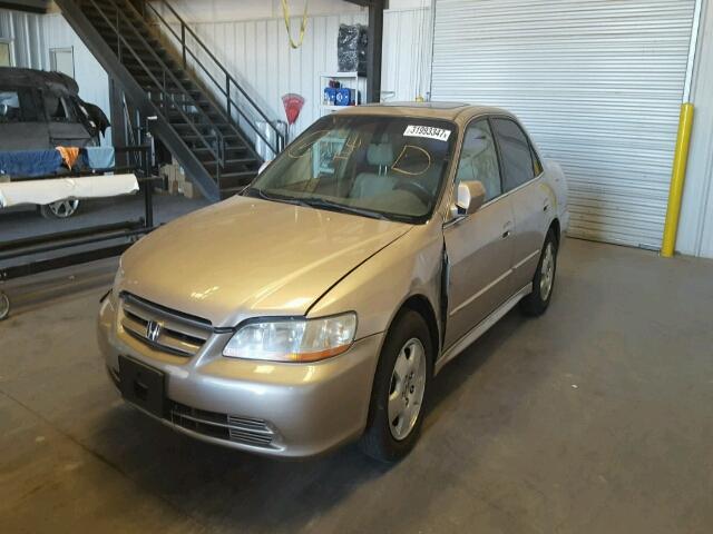 1HGCG16591A043069 - 2001 HONDA ACCORD EX GOLD photo 2