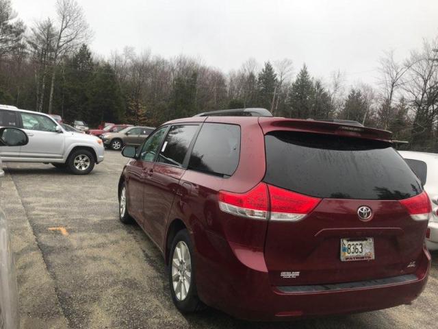 5TDJK3DC0BS022312 - 2011 TOYOTA SIENNA LE BURGUNDY photo 5