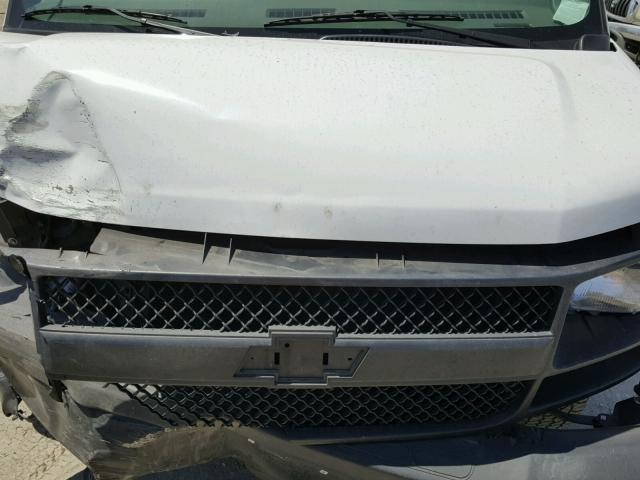 1GCGG29C081229349 - 2008 CHEVROLET EXPRESS G2 WHITE photo 7