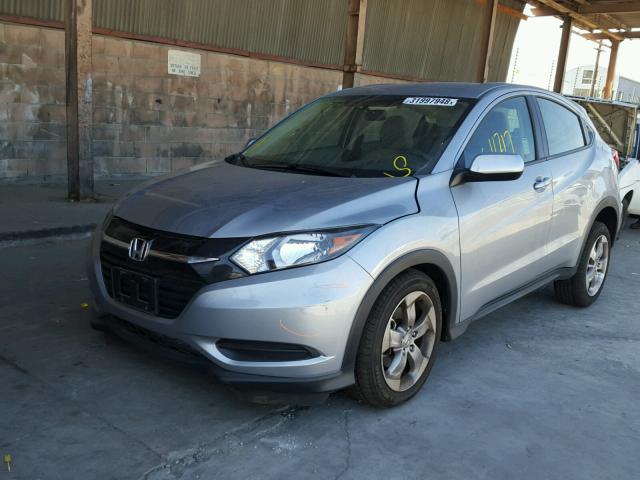 3CZRU5H36HG702963 - 2017 HONDA HR-V LX SILVER photo 2