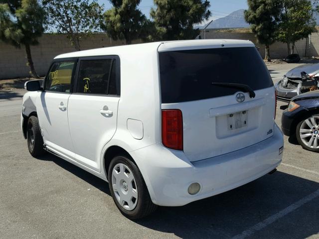 JTLKE50E181038673 - 2008 TOYOTA SCION XB WHITE photo 3
