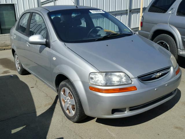 KL1TD52695B413425 - 2005 CHEVROLET AVEO BASE Gümüş fotoğraf 1