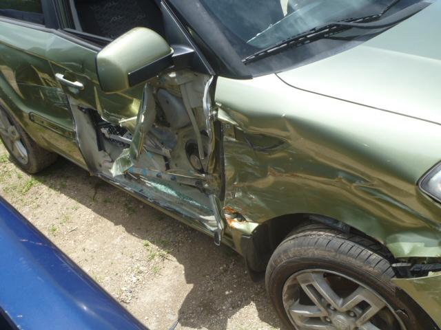 KNDJT2A26B7328377 - 2011 KIA SOUL ! GREEN photo 9