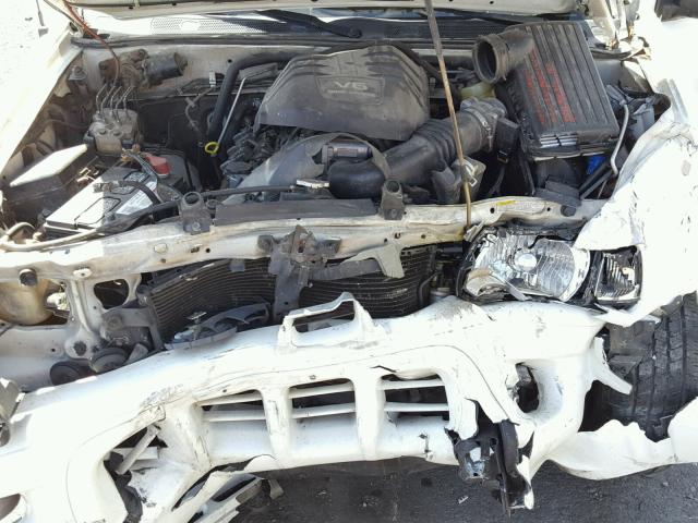 4S2CK58W424332987 - 2002 ISUZU RODEO S WHITE photo 7