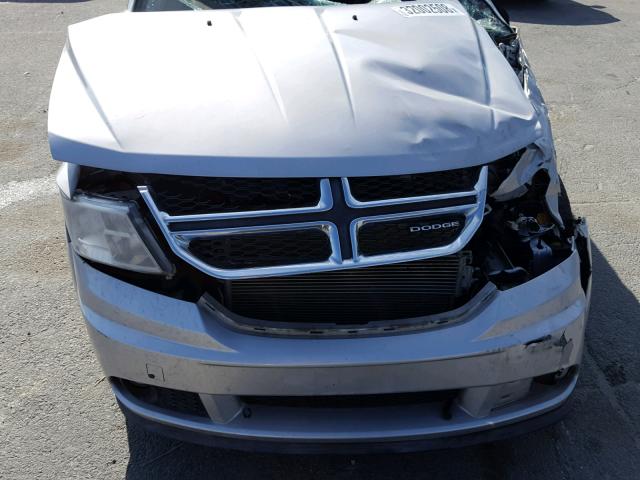 3D4PG3FG0BT515525 - 2011 DODGE JOURNEY CR SILVER photo 7