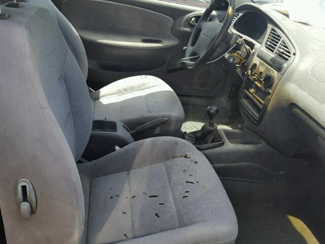 KLATA22681B642096 - 2001 DAEWOO LANOS S 银色 照片 5