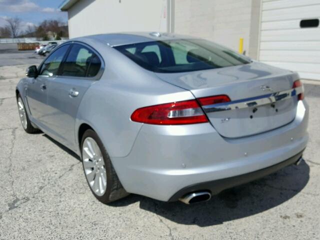 SAJWA06B19HR03838 - 2009 JAGUAR XF PREMIUM SILVER photo 3