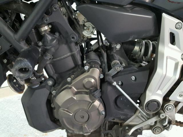 JYARM06E8GA009480 - 2016 YAMAHA FZ07 BLACK photo 11