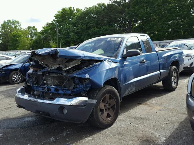 1D7HE42K45S132979 - 2005 DODGE DAKOTA SLT BLUE photo 2