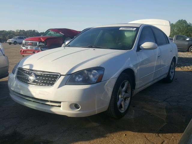 1N4BL11D76C142088 - 2006 NISSAN ALTIMA SE WHITE photo 2