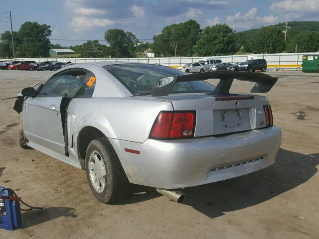 1FAFP4046YF291831 - 2000 FORD MUSTANG SILVER photo 3
