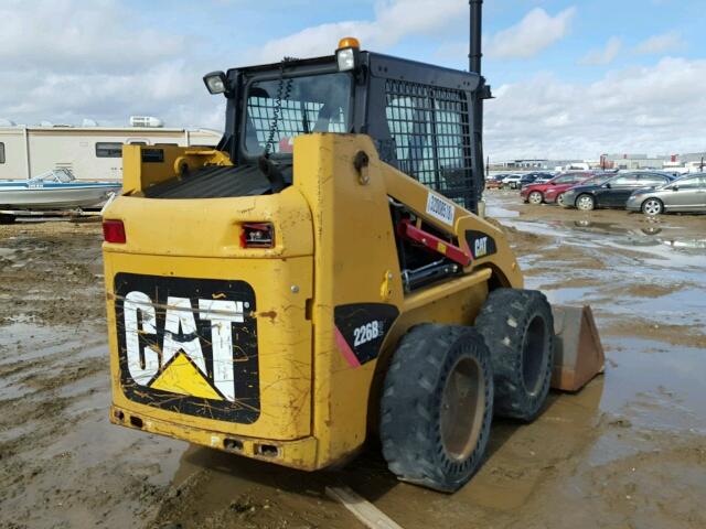 CAT0266BCMJH10657 - 2007 CATERPILLAR 226B YELLOW photo 4