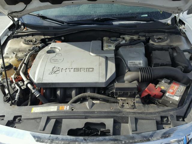 3FADP0L31AR165534 - 2010 FORD FUSION HYB WHITE photo 7