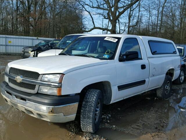 1GCEK14V74E224189 - 2004 CHEVROLET SILVERADO WHITE photo 2