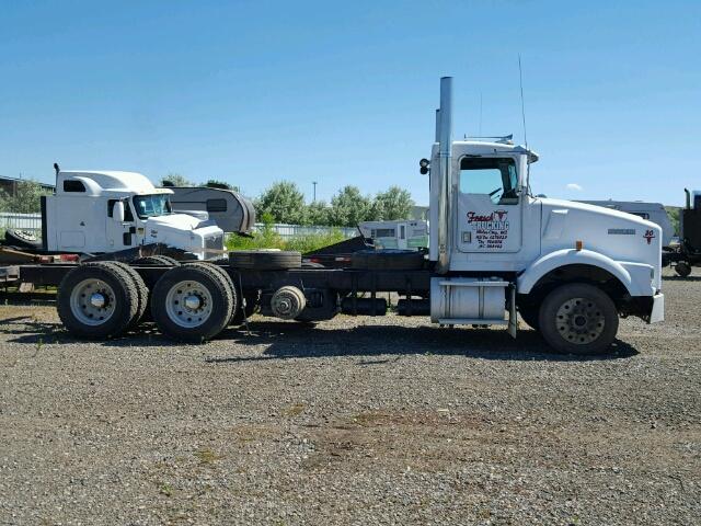 1XKDDR9X1VR747494 - 1997 KENWORTH CONSTRUCT WHITE photo 10