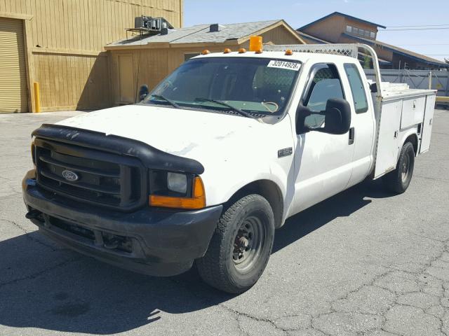 1FDSX34S81EC02019 - 2001 FORD F350 SRW S WHITE photo 2