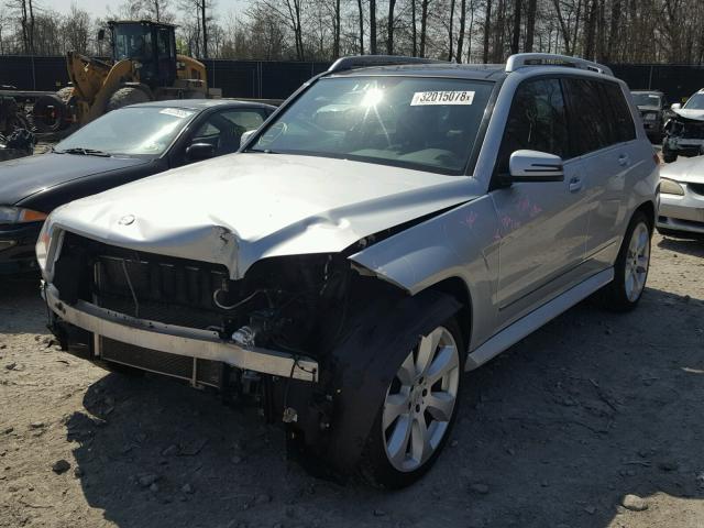 WDCGG8HB5AF331874 - 2010 MERCEDES-BENZ GLK 350 4M SILVER photo 2