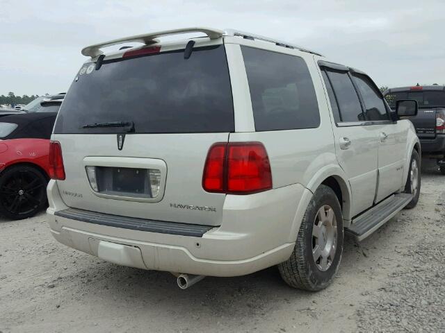 5LMFU27586LJ26800 - 2006 LINCOLN NAVIGATOR CREAM photo 4