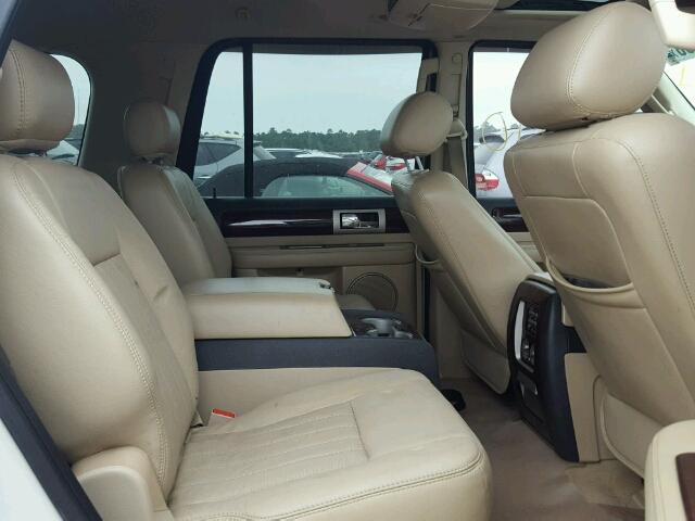 5LMFU27586LJ26800 - 2006 LINCOLN NAVIGATOR CREAM photo 6