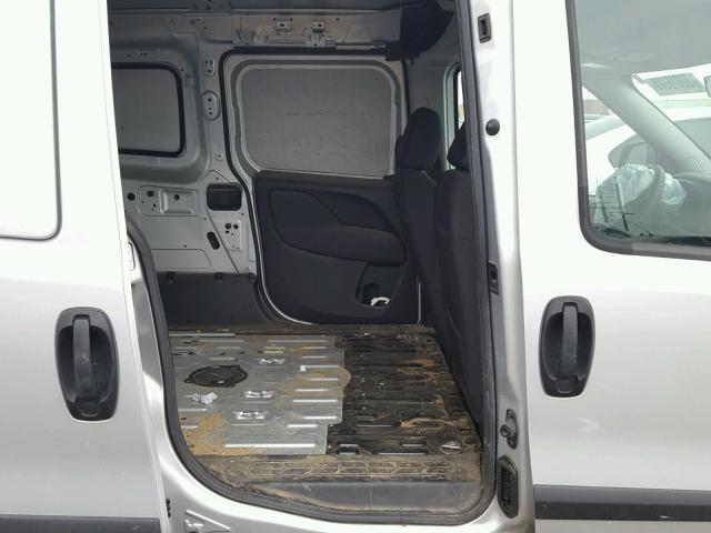 ZFBERFAT2F6A78007 - 2015 RAM PROMASTER 银色 照片 6