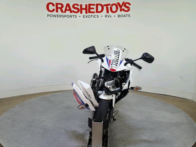 MLHMC4107D5303068 - 2013 HONDA CBR250 R WHITE photo 3