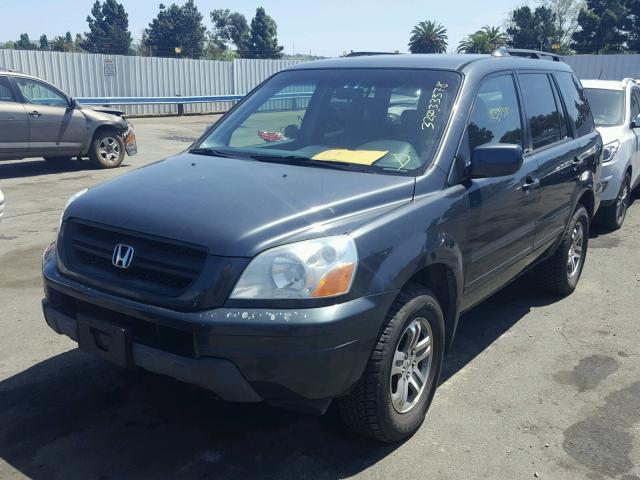 2HKYF184X3H588818 - 2003 HONDA PILOT EX GRAY photo 2