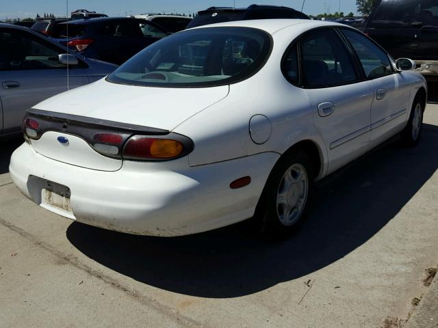 1FALP52U8TA104357 - 1996 FORD TAURUS GL WHITE photo 4