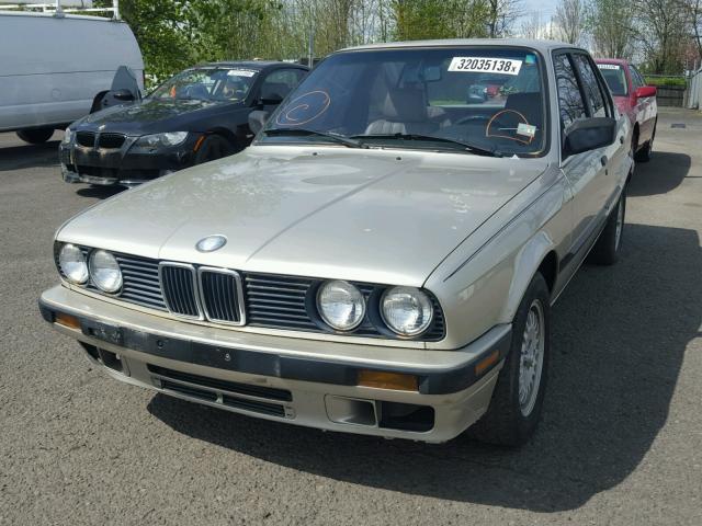 WBAAD2307KED24522 - 1989 BMW 325 I AUTO WHITE photo 2