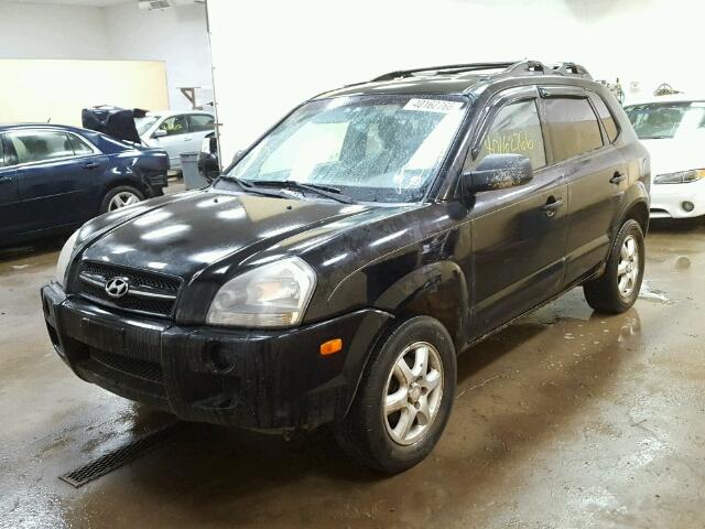 KM8JM12B36U318558 - 2006 HYUNDAI TUCSON GL BLACK photo 2