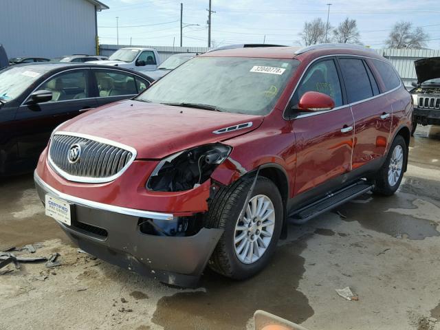 5GAKRCED9CJ181613 - 2012 BUICK ENCLAVE RED photo 2