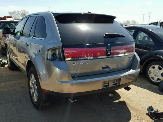 2LMDU88C88BJ37748 - 2008 LINCOLN MKX SILVER photo 3