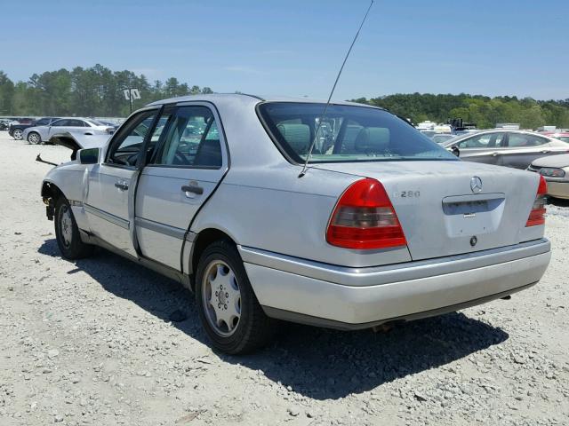 WDBHA28E9SF174529 - 1995 MERCEDES-BENZ C 280 SILVER photo 3