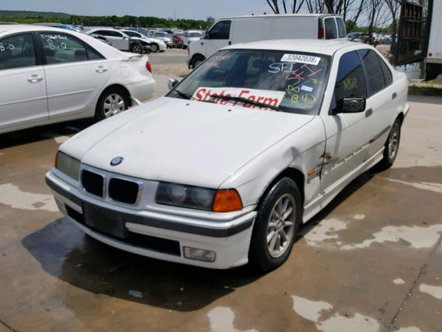 WBACC0321WEK28342 - 1998 BMW 318 I AUTO WHITE photo 2