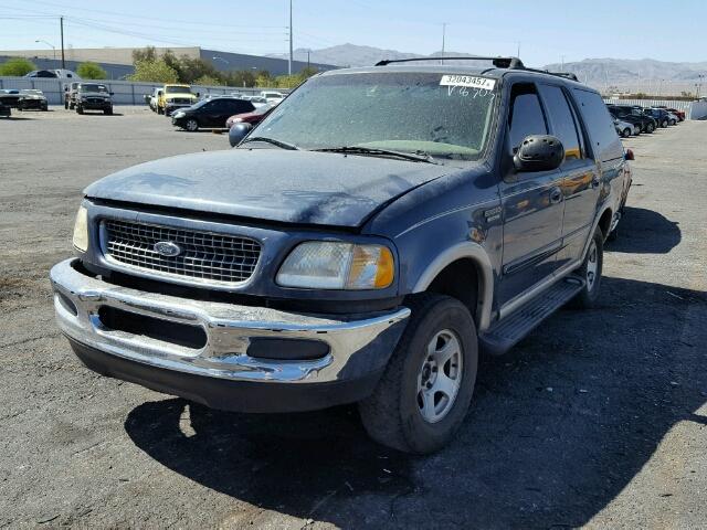1FMPU18L2WLB58303 - 1998 FORD EXPEDITION BLUE photo 2