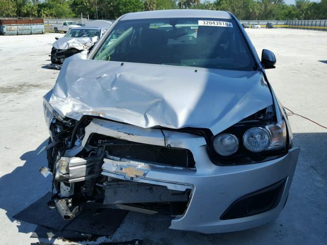 1G1JC5SH6E4160534 - 2014 CHEVROLET SONIC LT SILVER photo 9