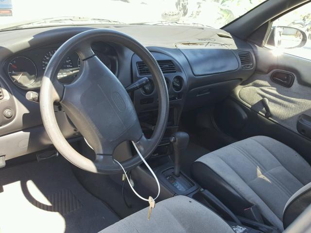 1Y1SK526XTZ065063 - 1996 GEO PRIZM BASE 白色 照片 9