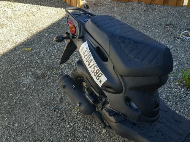 RFVPMP201G1011401 - 2016 GENUINE SCOOTER CO. ROUGHHOUSE BLACK photo 6