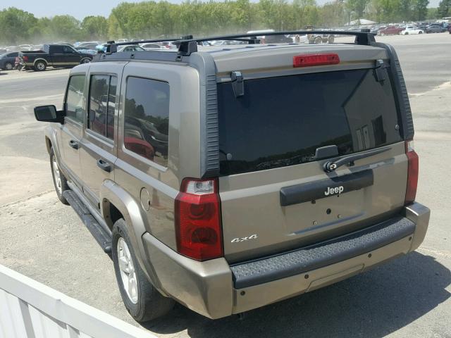 1J8HG48K06C105035 - 2006 JEEP COMMANDER BEIGE photo 3