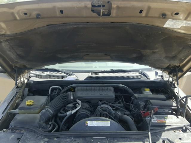 1J8HG48K06C105035 - 2006 JEEP COMMANDER BEIGE photo 7