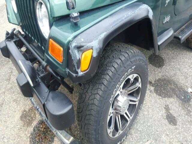 1J4FA49S4YP779385 - 2000 JEEP WRANGLER / GREEN photo 9