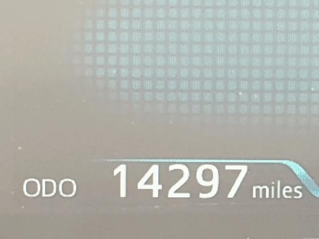 JTDKARFP8H3020778 - 2017 TOYOTA PRIUS PRIM გრაფიტი ფოტო 8