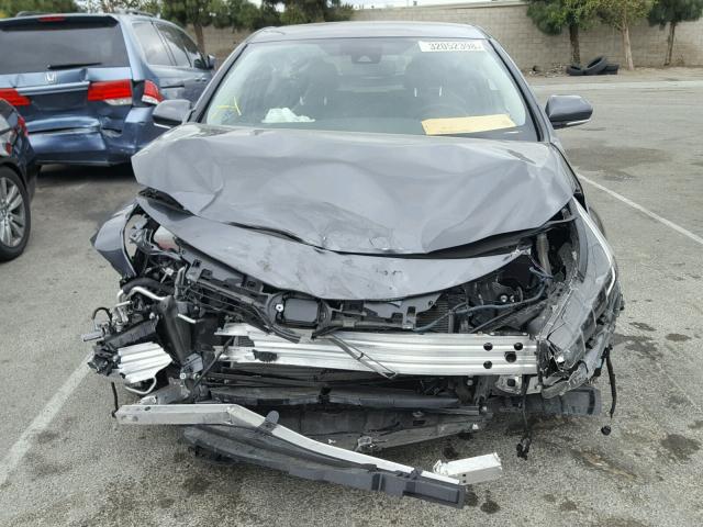 JTDKARFP8H3020778 - 2017 TOYOTA PRIUS PRIM გრაფიტი ფოტო 9