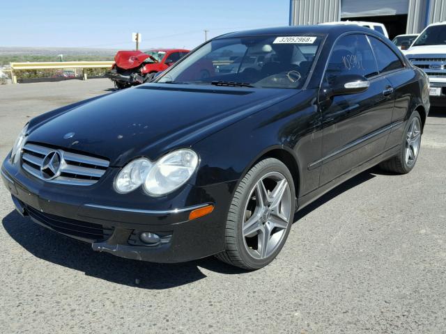 WDBTJ56H28F238508 - 2008 MERCEDES-BENZ CLK 350 BLACK photo 2