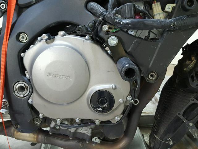 JH2SC57065M100209 - 2005 HONDA CBR1000 RR GRAY photo 12